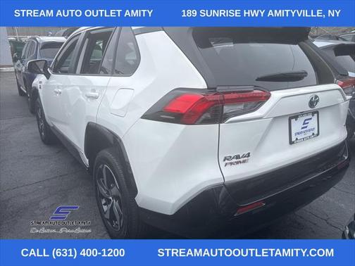 2022 Toyota RAV4 Prime SE