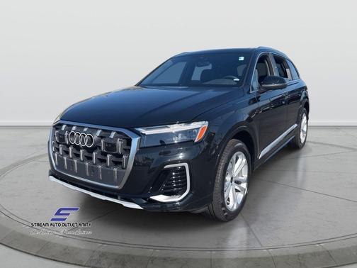 2025 Audi Q7 55 Premium Plus