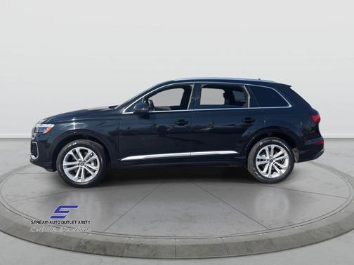 2025 Audi Q7 55 Premium Plus