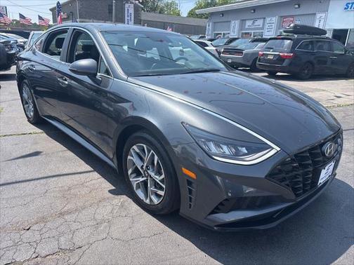 2022 Hyundai SONATA SEL