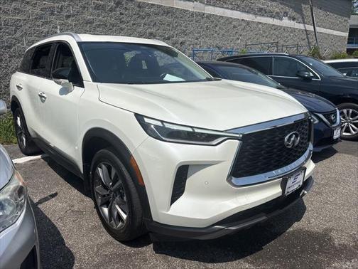2022 INFINITI QX60 Luxe
