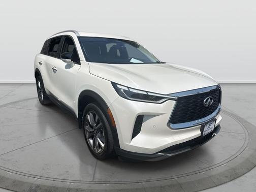 2022 INFINITI QX60 Luxe