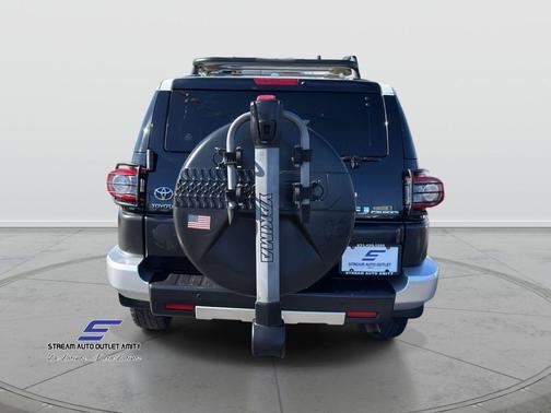 2013 Toyota FJ Cruiser Base