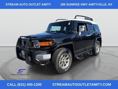 2013 Toyota FJ Cruiser Base