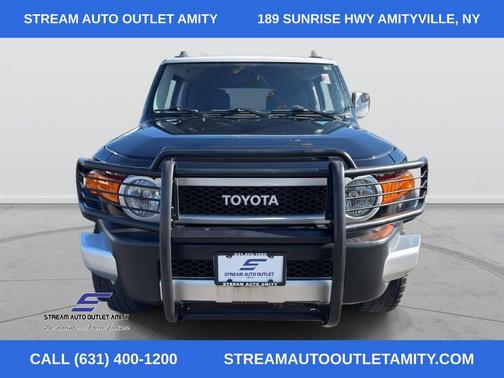 2013 Toyota FJ Cruiser Base