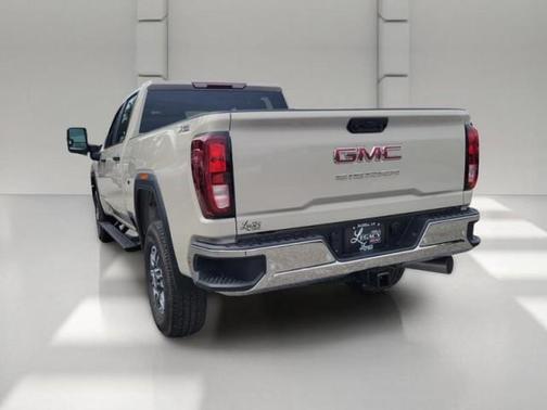 Coastal Dune 2026 GMC Sierra 3500 Base