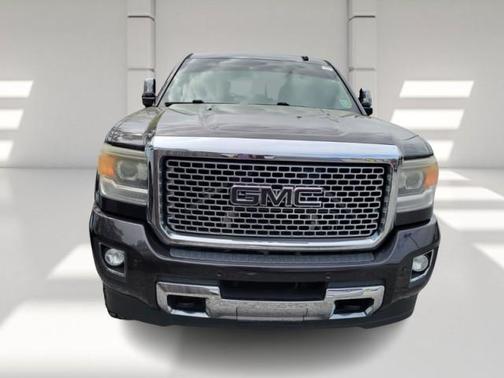 2016 GMC Sierra 2500 Denali