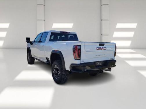 2026 GMC Sierra 2500 AT4
