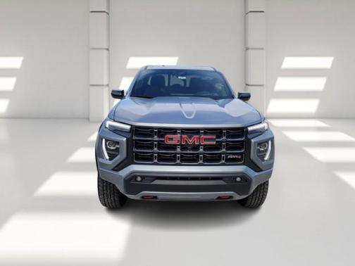 2025 GMC Canyon Base