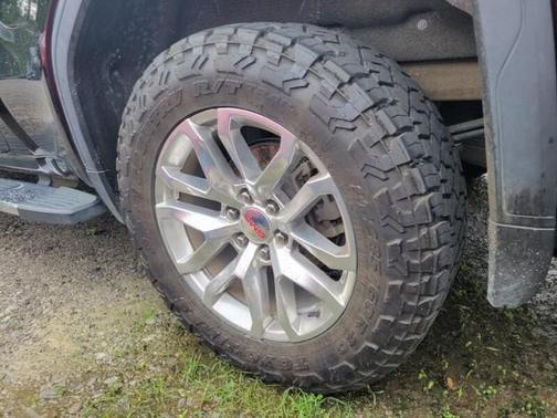 Onyx Black 2021 GMC Sierra 1500 SLT