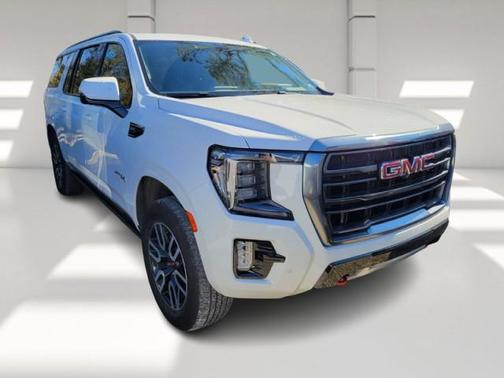 2022 GMC Yukon XL 4WD AT4