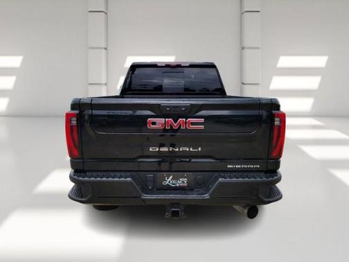 2024 GMC Sierra 2500 Denali