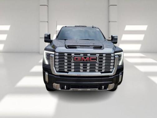 2024 GMC Sierra 2500 Denali