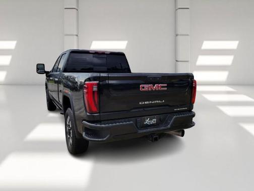 2024 GMC Sierra 2500 Denali