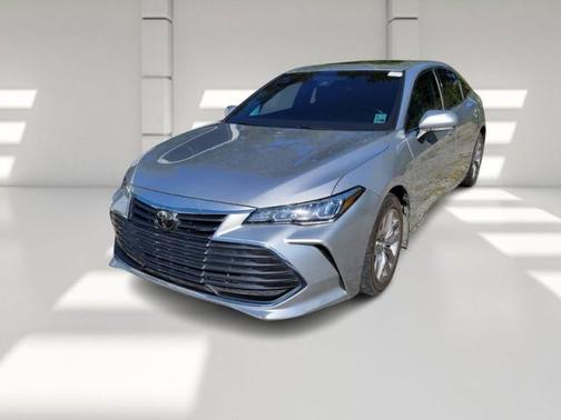 2020 Toyota Avalon XLE