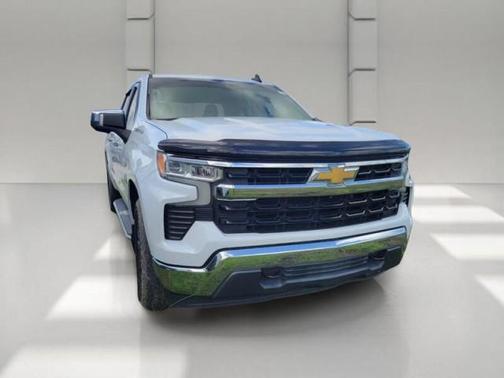 Summit White 2022 Chevrolet Silverado 1500 LT