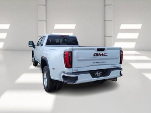 2026 GMC Sierra 3500 Denali