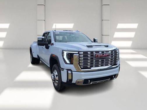 2026 GMC Sierra 3500 Denali