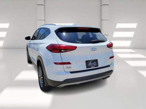 2021 Hyundai TUCSON SEL