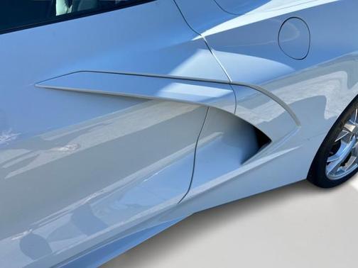 2021 Chevrolet Corvette Stingray w/3LT