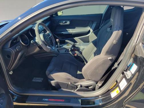 2017 Ford Shelby GT350 Base