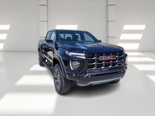 2025 GMC Canyon Base