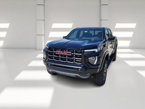 2025 GMC Canyon Base
