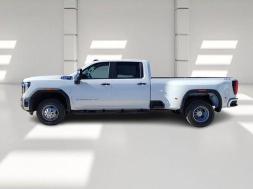 2026 GMC Sierra 3500 Base