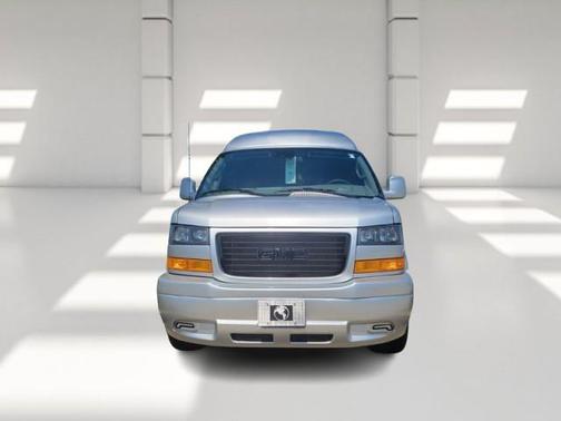 2025 GMC Savana 2500 Work Van