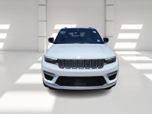 2024 Jeep Grand Cherokee Summit