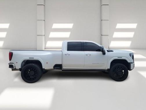 2024 GMC Sierra 3500 Denali