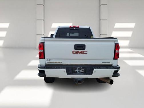 2017 GMC Sierra 2500 Denali