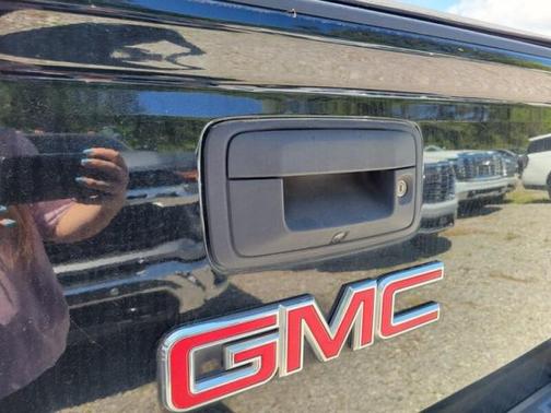 2017 GMC Canyon SLE