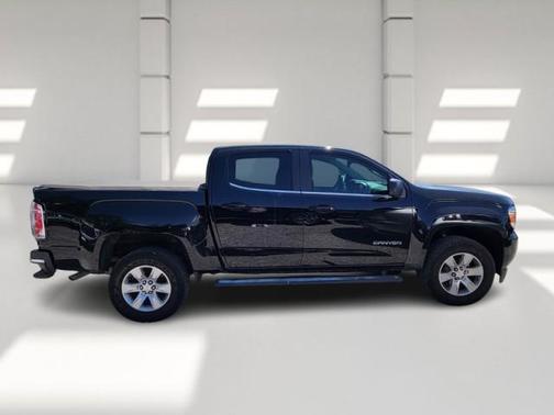 2017 GMC Canyon SLE