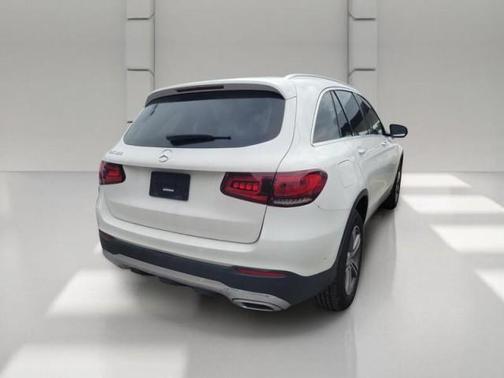 WHITE 2021 Mercedes-Benz GLC 300 Base