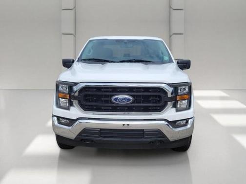 OXFORD WHITE WHITE 2023 Ford F-150 XLT
