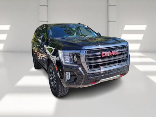 2024 GMC Yukon 4WD AT4