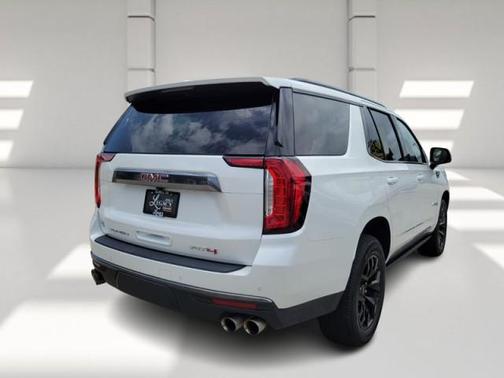 2022 GMC Yukon 4WD AT4