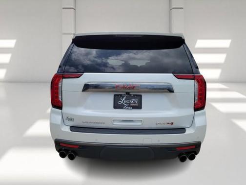 2022 GMC Yukon 4WD AT4
