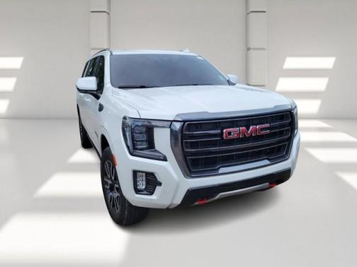 2023 GMC Yukon XL 4WD AT4