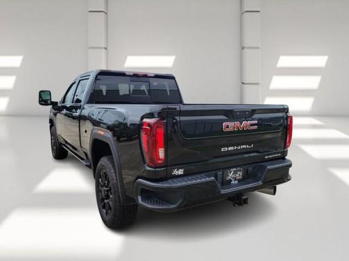 2023 GMC Sierra 2500 Denali