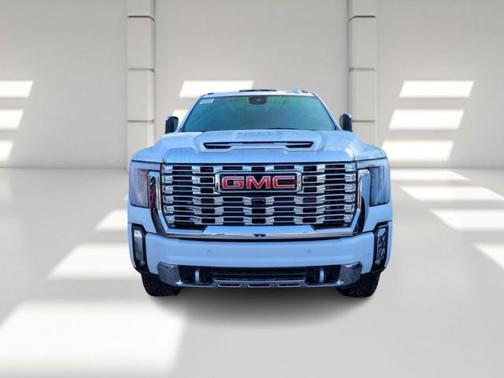 2026 GMC Sierra 2500 Denali