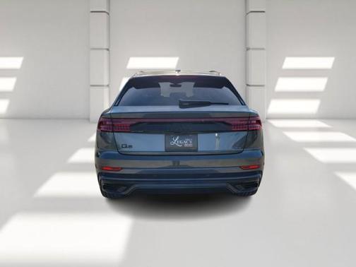 2023 Audi Q8 55 Prestige