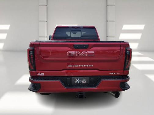 2025 GMC Sierra 2500 AT4