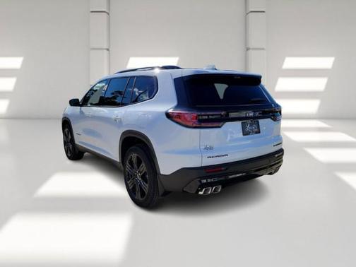 2026 GMC Acadia FWD Elevation