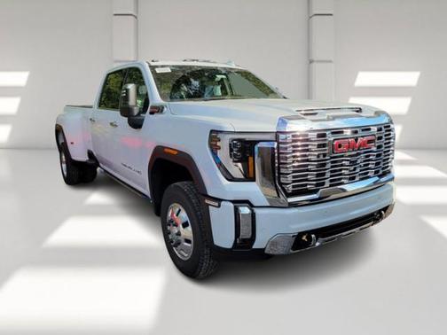 2026 GMC Sierra 3500 Denali