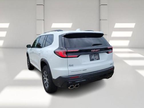 2024 GMC Acadia AWD AT4
