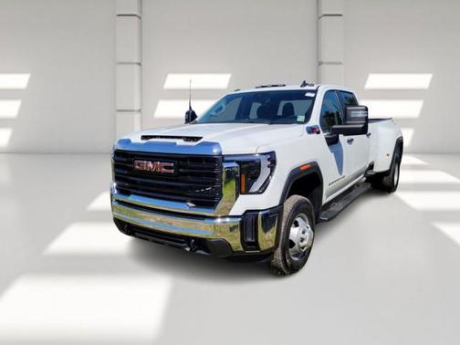 2025 GMC Sierra 3500 Base