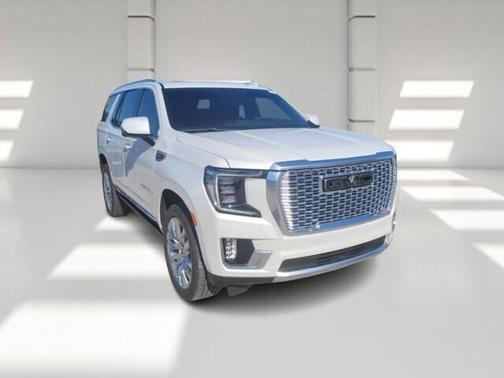 White Frost Tricoat 2024 GMC Yukon Denali