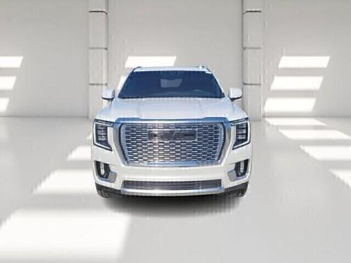 White Frost Tricoat 2024 GMC Yukon Denali